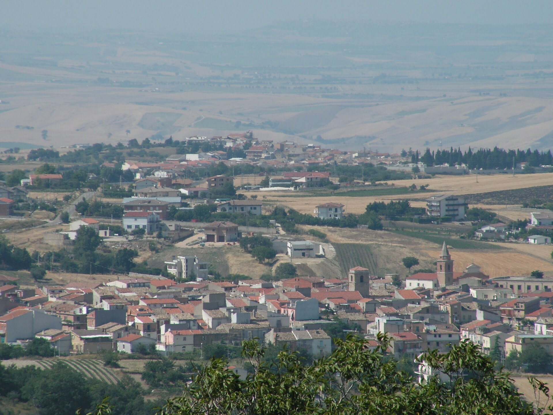 Veduta panoramica di Casalvecchio di Puglia e del paesaggio circostante